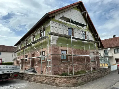 sowa-altbau-sanierung-fassade-maler-001